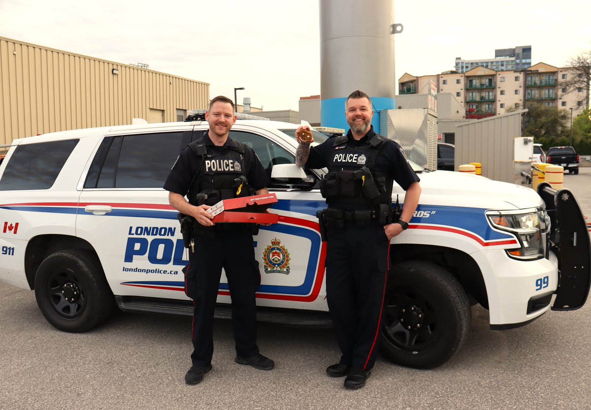 Run, don’t walk to your nearest @TimHortons to buy a #SmileCookie - or many - in support of @CHFHope and @CommLivLondon! 🚓🍪100% of the proceeds go towards worthy causes. Make a difference between April 29 – May 5, 2024. #LdnOnt