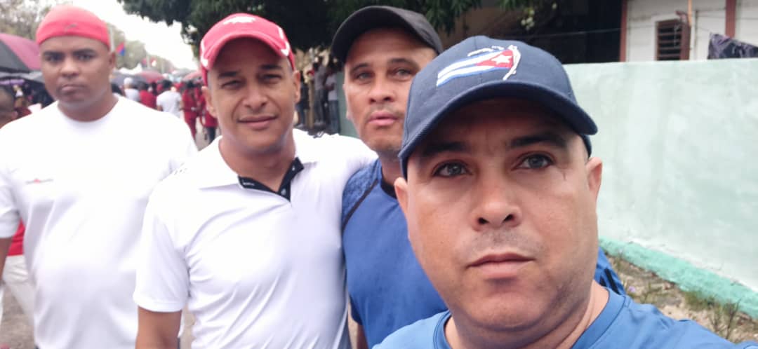 Trabajadores de #Citmatel junto a todo nuestro pueblo participando en las celebraciones por el Día de los Trabajadores 🇨🇺 #PorCubaJuntosCreamos Viva el 1ro. De Mayo