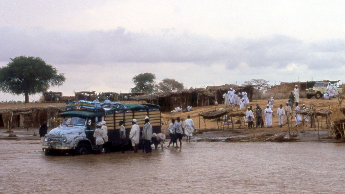 On the 'road', El Fasher to El Geneina, #Darfur, #Sudan, 2001.