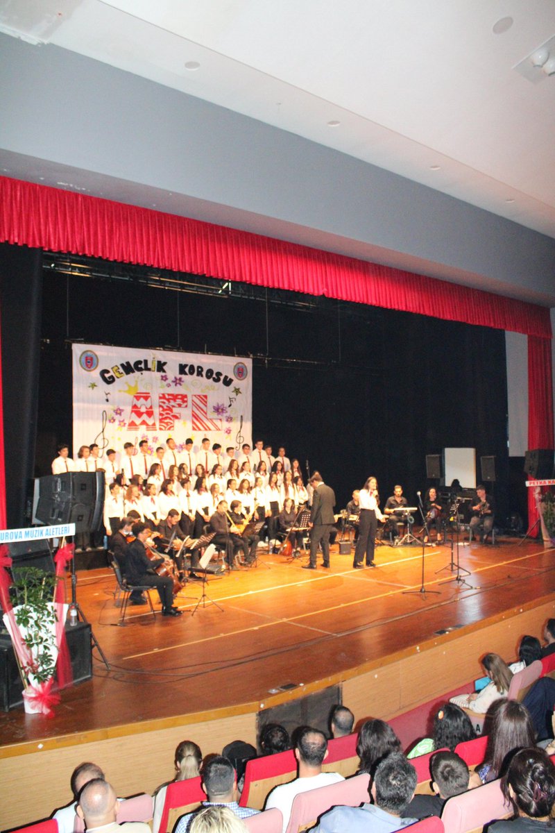 Adana Fen Lisesi Gençlik Konserine Katılım Sağladık. Şef Fatih Kabakçı ve Ekibi Tebrik Ediyorum.