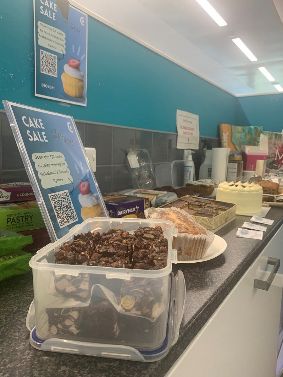 Our CIW bake sale has raised an incredible £700 for @alzheimerssoc 👏👏👏 Needless to say, this incredible selection didn’t last very long …