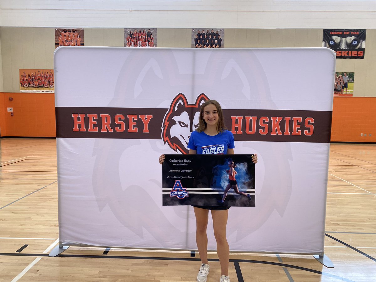 One of Hersey’s best committed today! We are forever proud of you, Catherine Hany. American University got a good one!!🧡🙌 <a href="/catherinehany_/">Catherine Hany</a> <a href="/HerseyGirlsTrac/">JhhsGirlsTrack</a>
