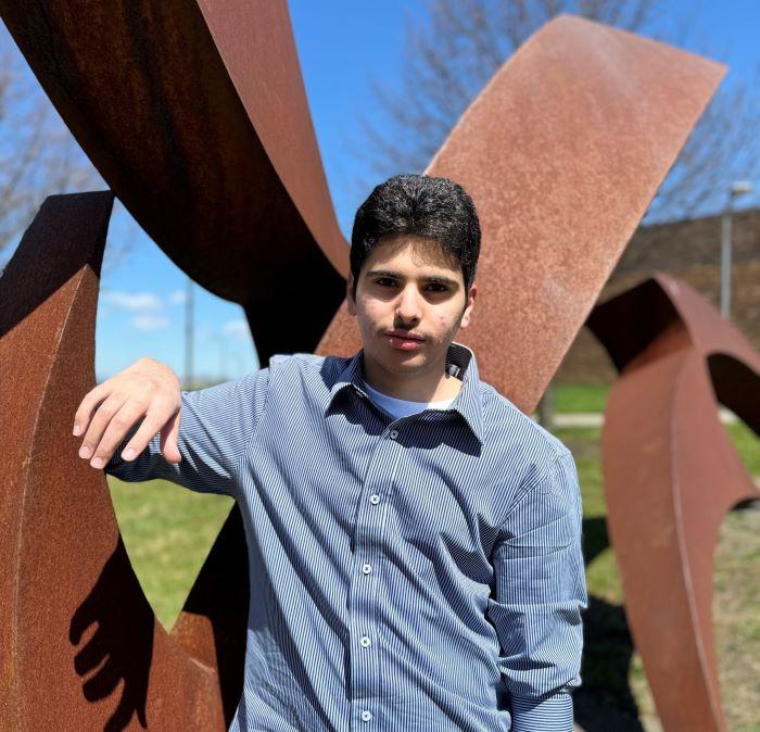 Mohamed Alamain Dow is a 12th grade student at the Ihsan School of Excellence who will complete his OCC degree this semester! He plans to continue his education at Syracuse University in the fall sunyocc.edu/news/early-occ…