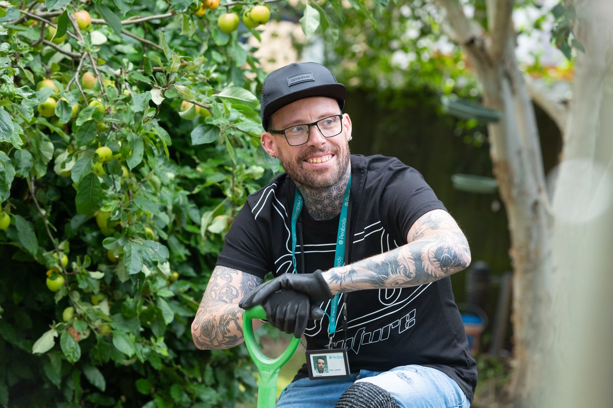 🤝 'Being a Peer Support Worker has been a learning experience for me.' Eight years ago, Dean was a Peabody resident and now works in the Peabody care and support team. We caught up with him on what it's like working at Peabody in the mental health scheme. Read about his story:…