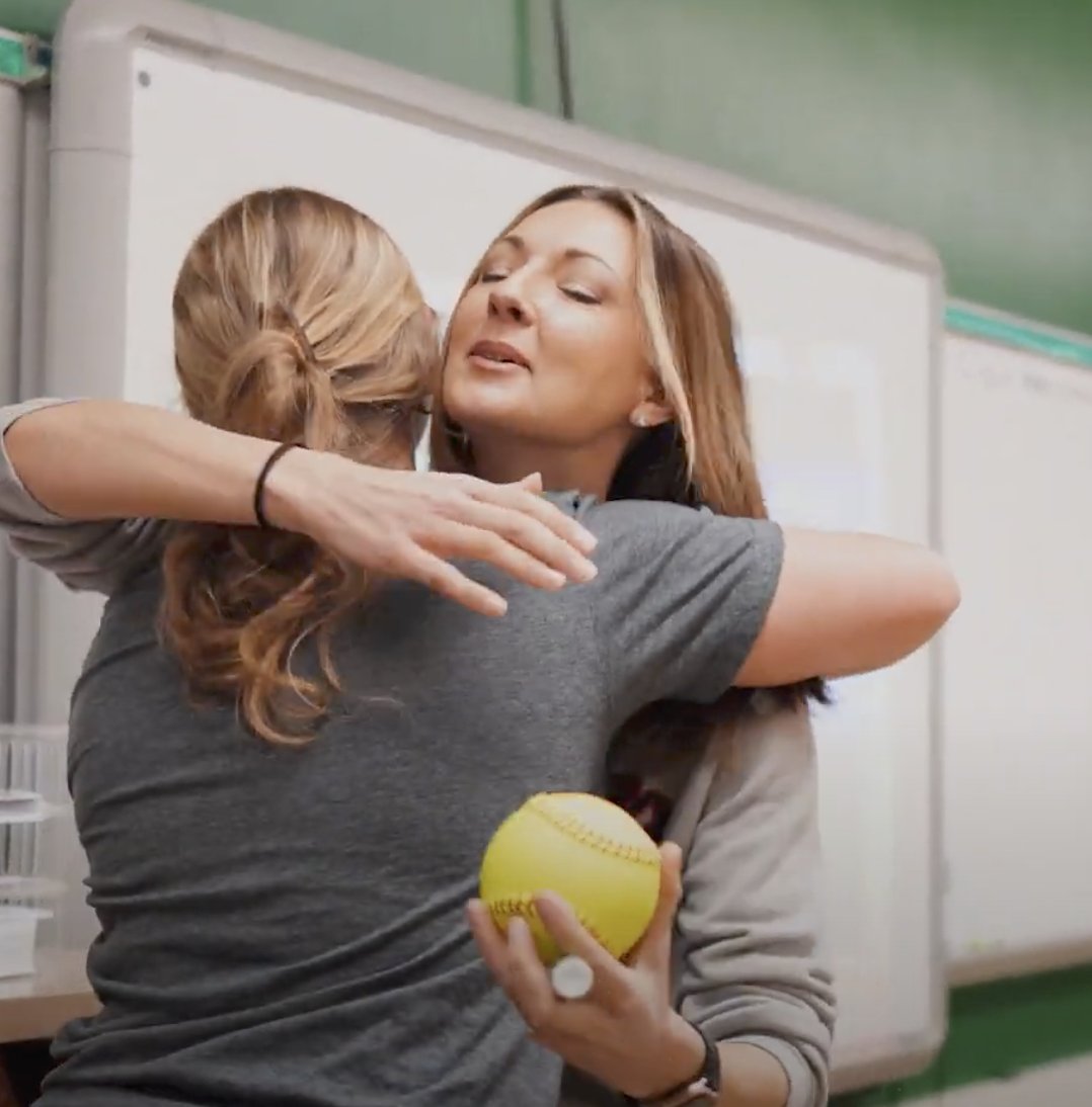 🥎GIRLS SENIOR NIGHT!!!!

Check out our video or our girls presenting a softball to a staff member that has positively impacted them at some point of their high school career. 

🎥drive.google.com/file/d/11BgAP_…