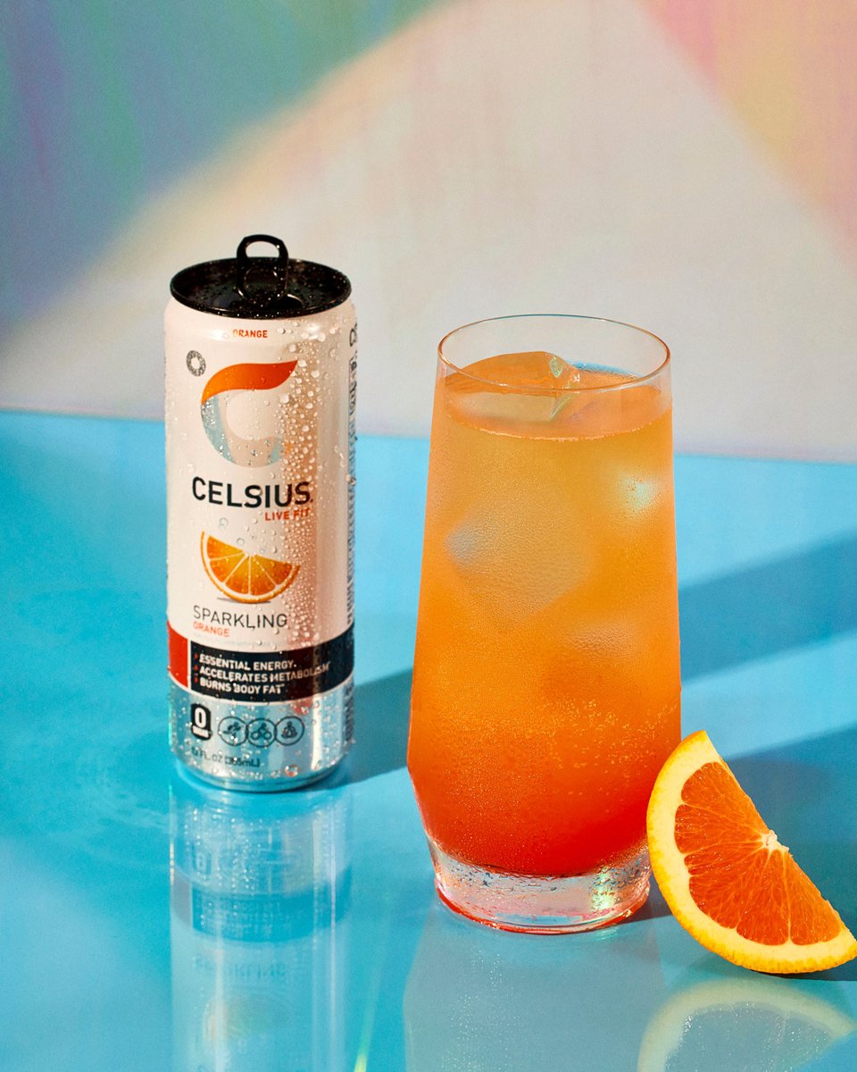 Drinks are on us this weekend 🍊 Try our CELSI-Sunrise just in time for the group pregame 👇 CELSI-Sunrise - 1/2 Sparkling Orange CELSIUS - 2 oz Orange Juice - 1 oz Grenadine - Orange Slice Garnish celsius.com/buy-locate/?ut…