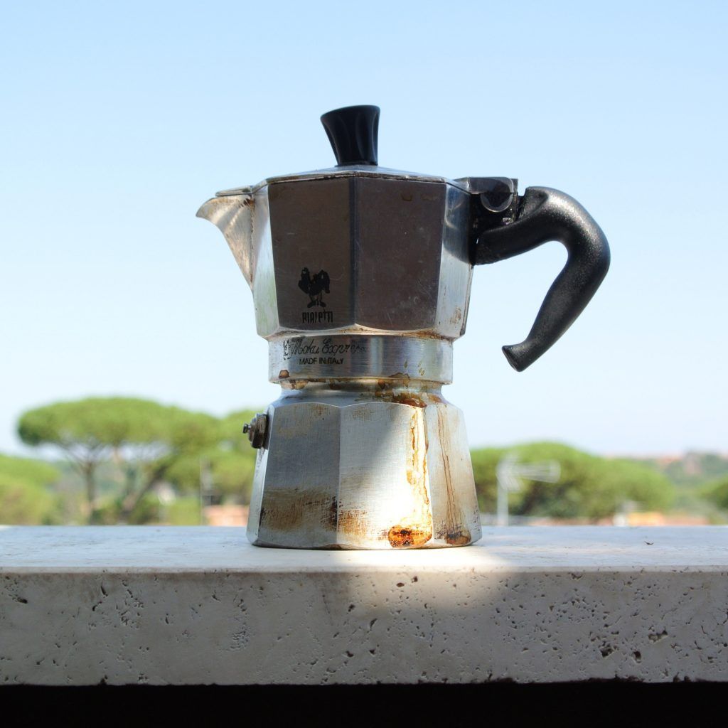 A coffee from the past with Valentina Cinelli ☕️ Stay strong #coffeeoftheday @ May 1, 2022 cafexperiment.com/?p=35203 #cafexperiment #coffeefromthepast #onthisday #italy #lazio #roma #valentinacinelli #coffeelover #teamcoffee