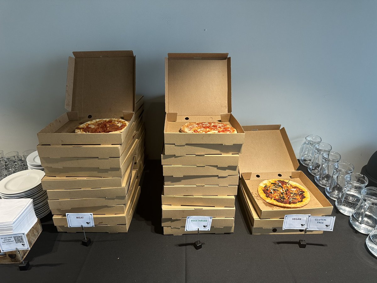 HelloUpstream's tweet image. Pizza time! 🍕 Enjoy a slice as we keep the conversations and networking going! 🌟

#DeepTechNetwork