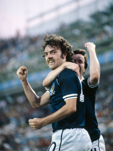 1982 World Cup: John Wark @ScotlandNT who scored twice against New Zealand in a 5-2 win @scottishkits2 @BeerhuntersTA