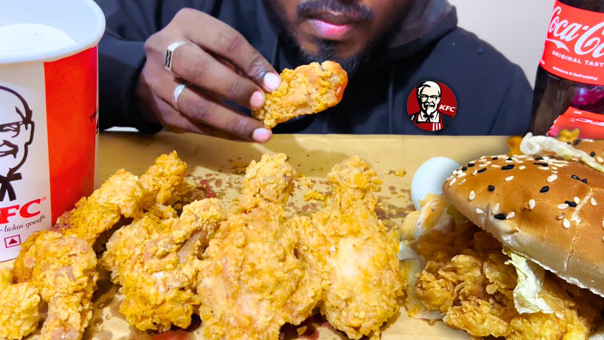 ASMR: EATING KFC MENU | KFC CHICKEN LEG | CHICKEN POPCORN  | ZINGER BURGER | WINGS  📷

youtube.com/watch?v=nu0y33…

#VJEatingASMR #kfceatingmukbang #indianstreetfood #southindianfood #ASMREatingVideo #asmreating #asmr #kfc