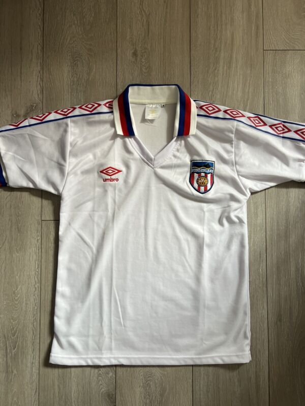 sunderland football shirt medium. Umbro £30.00 currently 1 bid, 4 watchers Ends Thu 2nd May @ 5:01pm ebay.co.uk/itm/sunderland… #ad #safc