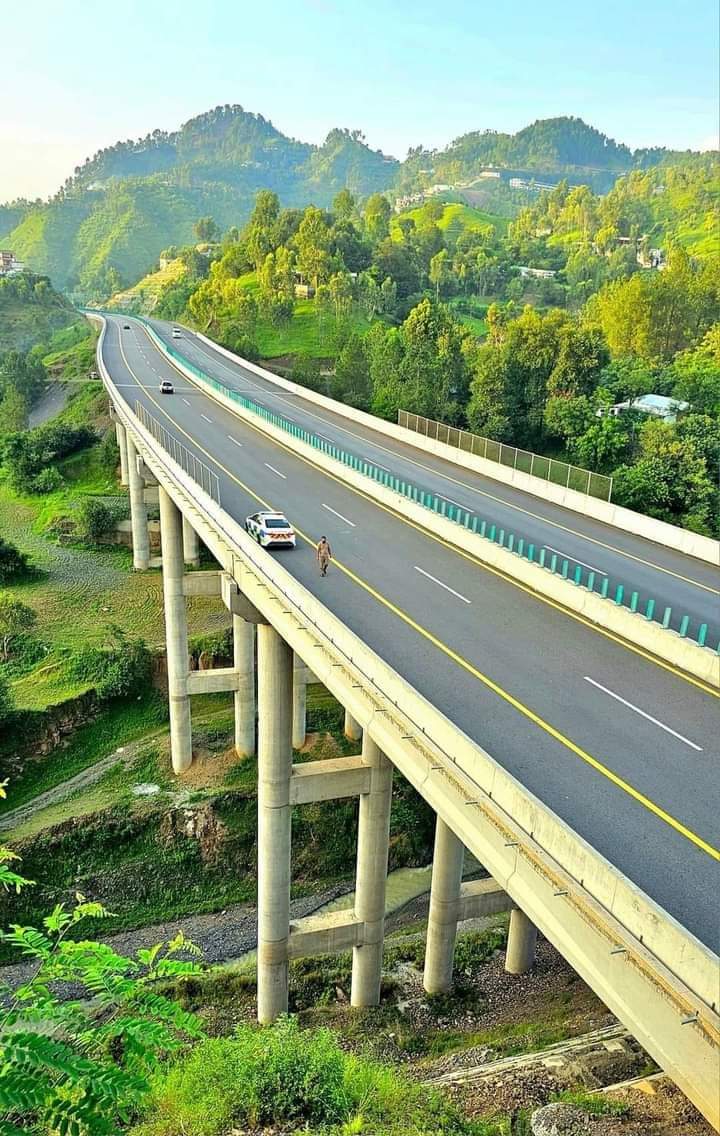 Beauty of Pakistan

Hazara Motorway 🇵🇰