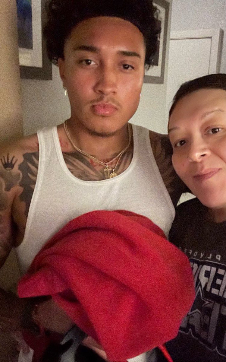 My big baby is turning 21 tomorrow. So proud of the man that he is becoming. He is such a hard worker and such a good son. I love you B-dizzel.💙