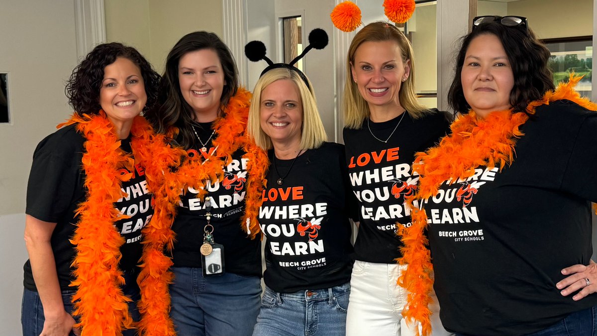 The Hornet Sting Team made our last sting of the year!  We love you, Mrs. Larrison!
🖤🧡🖤🧡 
#LoveWhereYouLearn
#BeechGrove
#Family