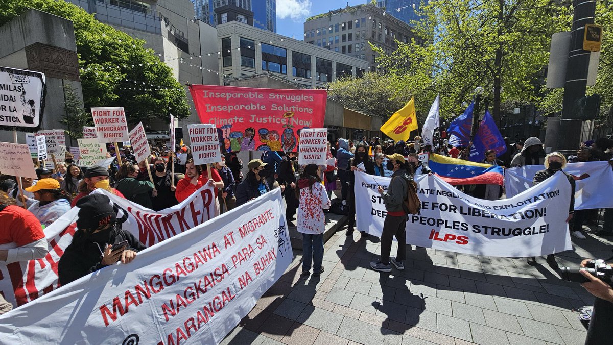 Colorful #MayDay march in #Seattle about to leave Westlake