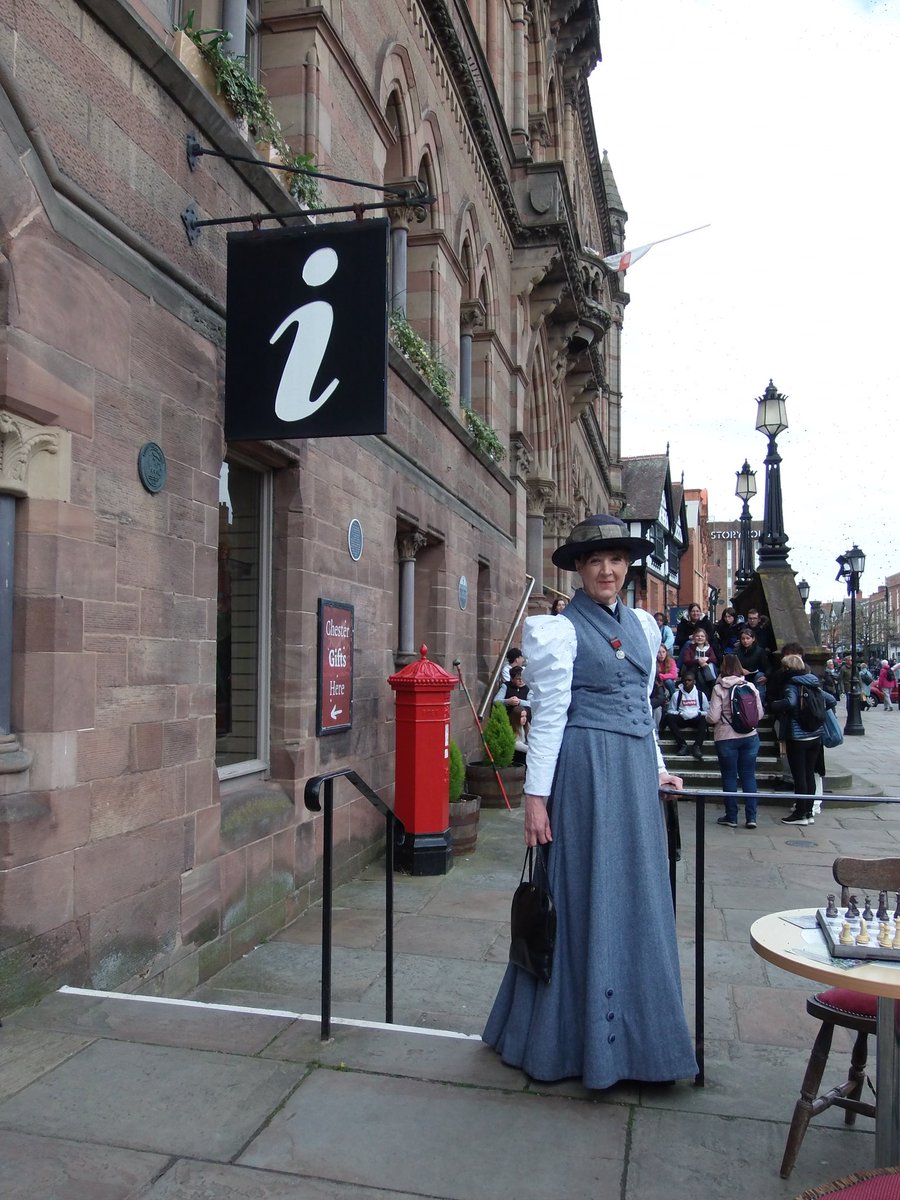 Next Edwardian tour at 11.00am tomorrow , tickets only available from your Visitor Information Centre .
See you on Thursday @BBGuides @VisitChester_ @ShitChester @CambriaCostume