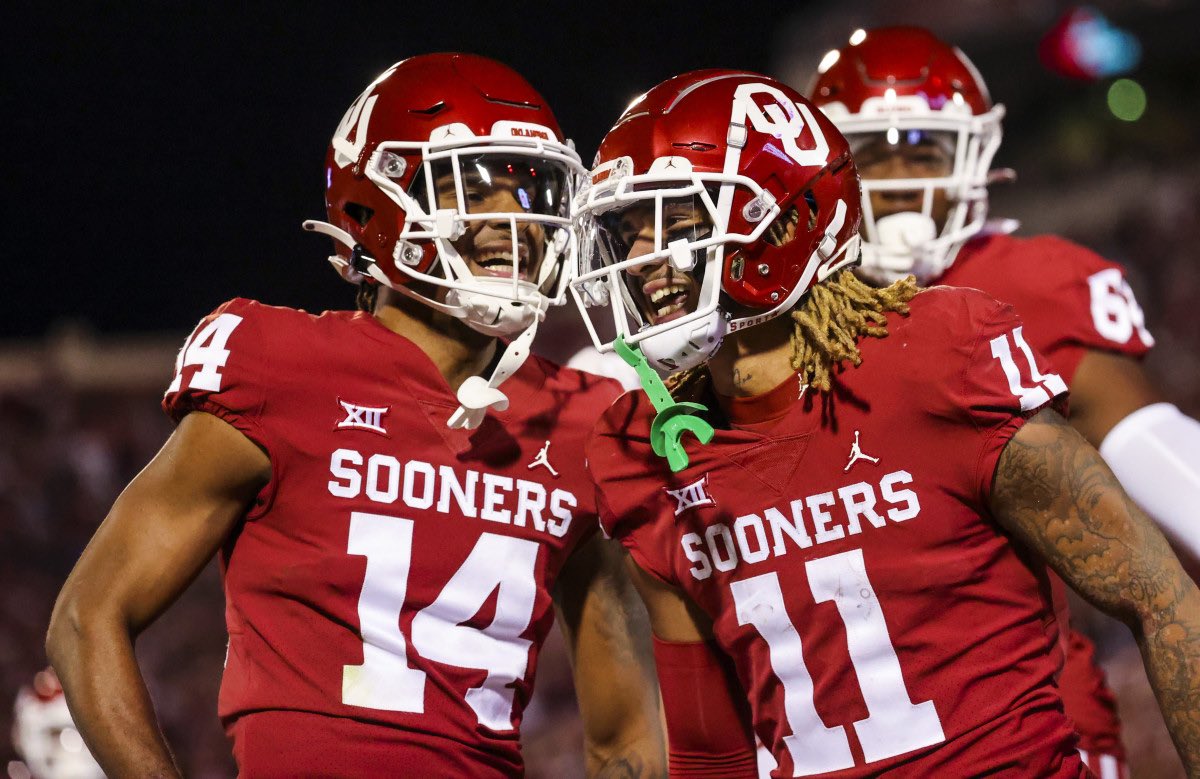 Congratulations to @ReedSamari for getting offered by @OU_Football ! @Coach_Davis3 @Coach_Mont70 @KingMag58863619 @JackSwain100 @Nick_Ricks_ @larryblustein @TheCribSouthFLA @CoachQ954 @Andrew_Ivins @JohnGarcia_Jr @ChadSimmons_ @sexyblackkiwi @NLA_Zeeb