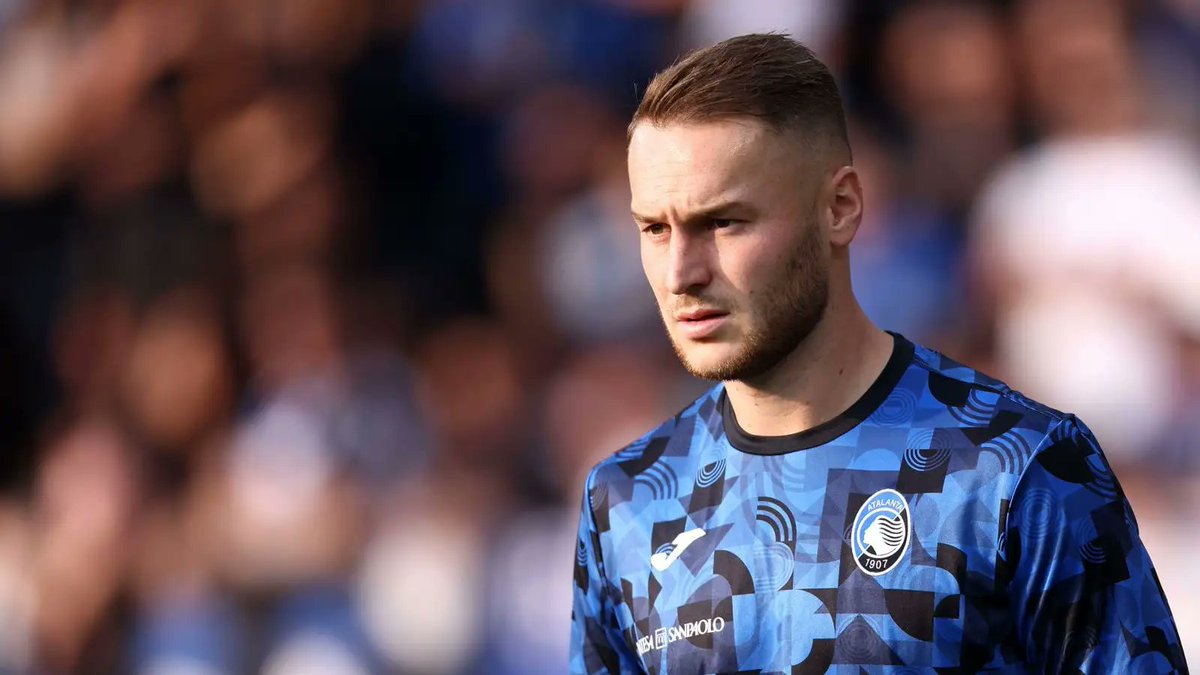 Arne Slot'un Liverpool'daki ilk transferi, Atalanta forması giyen Teun Koopmeiners olacak. İngiliz ekibi, bu transfer için 50 milyon euro harcayacak. (Mail Sport)