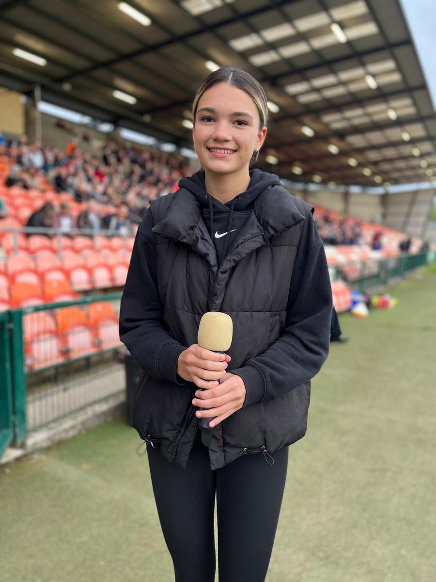 Muireann O'Kane from the @PiarsaighOg club in @Armagh_GAA performed Amhrán na bhFiann at the Box-It Athletic Grounds this evening🎤

#Ulster2024