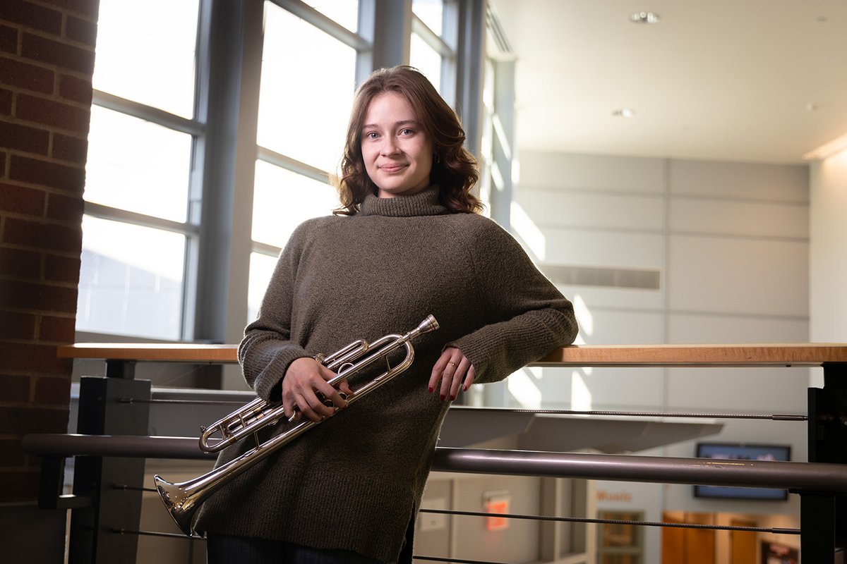 🎺🏆 CWU's Corie Williamson makes CWU history at National Trumpet Competition! 🌟 Winning the undergraduate solo division, Corie impressed with her rendition of Lovelock's Concerto. Read more: cwu.edu/about/media-re…