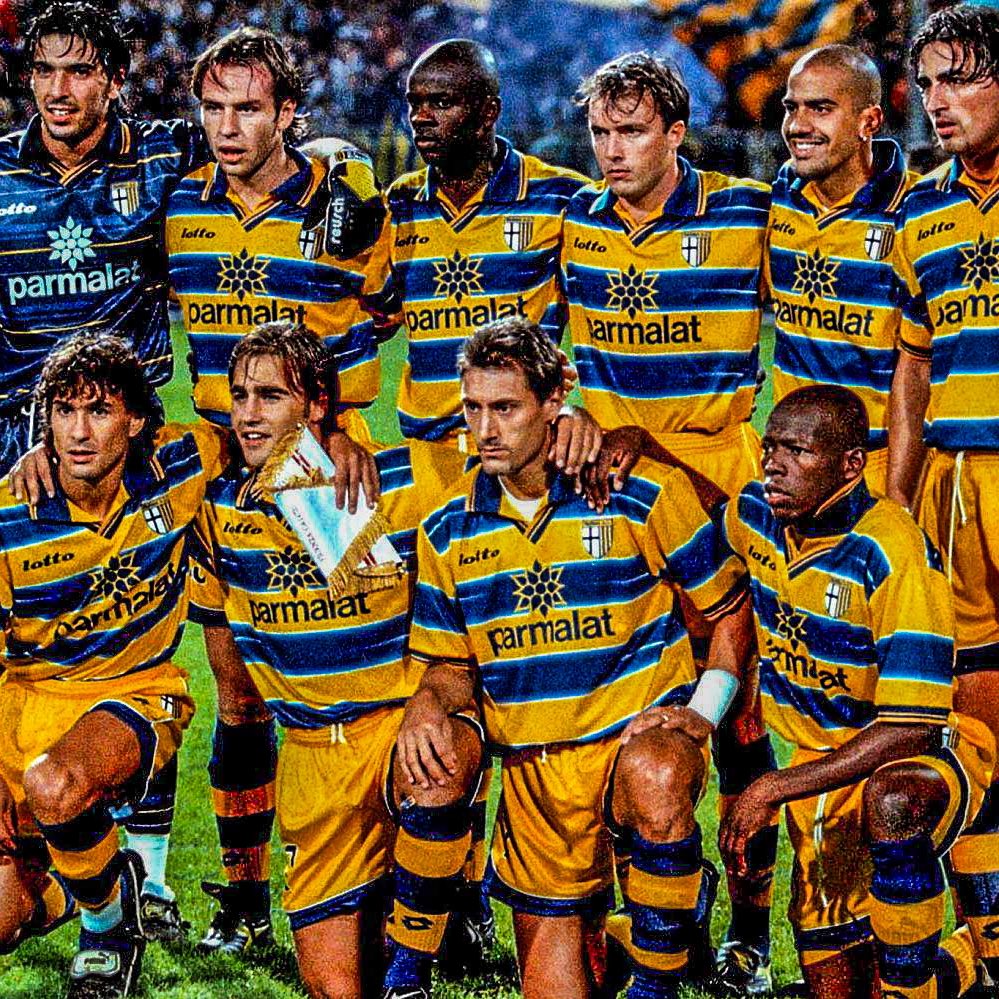 🚨🇮🇹 𝐎𝐅𝐅𝐈𝐂𝐈𝐀𝐋 | Parma have been PROMOTED to Serie A! 💛💙 Historic Italian club back in the top tier. It will be great to see them next season. 👏