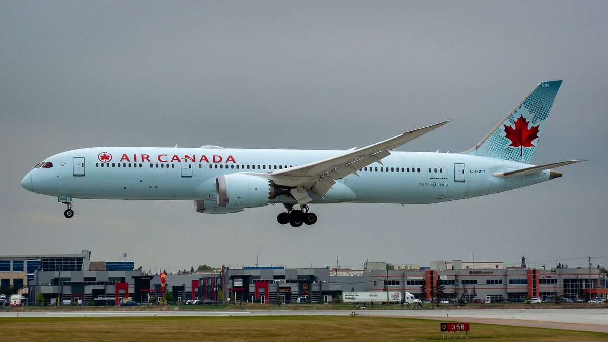 An Air Canada Boeing 787-9 Dreamliner lands runway 35R at CYYC #yyc #avgeek #aviation #aviationlovers #aviationdaily #aviationphotography #planespotter #planespotting #boeing #dreamliner #widebodywedsnesday