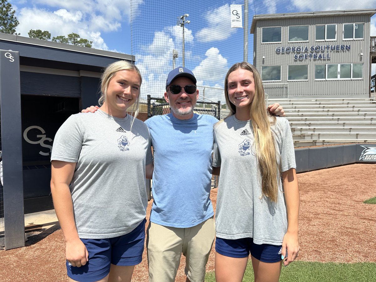 Was great to catch up with former SEB Yellow Jackets ⁦@barnard_alana⁩ and ⁦@dthames2023⁩ with ⁦@GSAthletics_SB⁩ as they are both doing well at GA Southern story coming soon!