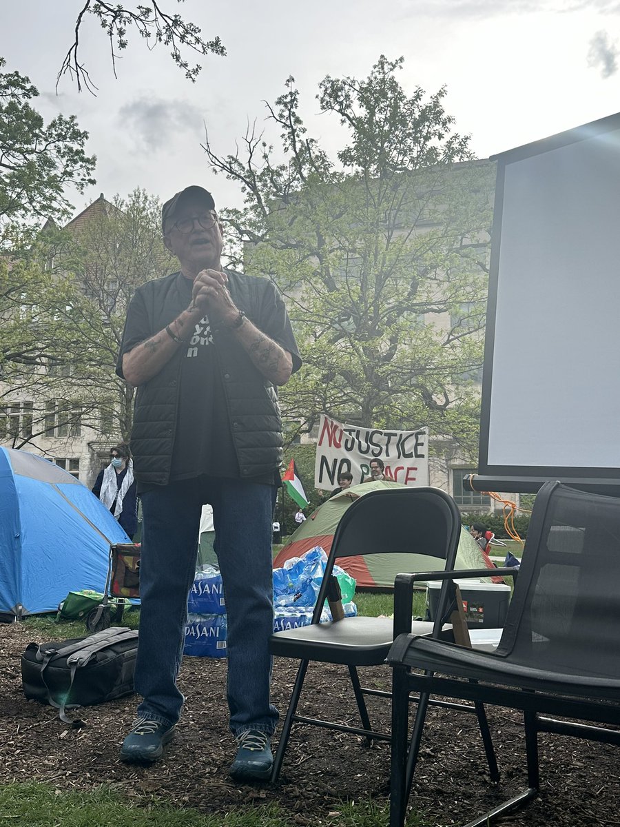 Bill Ayers of the Weather Underground spews propaganda at the @UChicago, a popular university with #Gaza