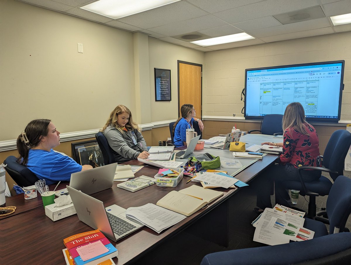 @smfalcons 7th grade social studies teachers utilized a half-day to work with @clefler12 to refine and improve next year's lessons for engagement and rigor! 💙 FalconsSOAR @RockHillSchools #RockSolid
