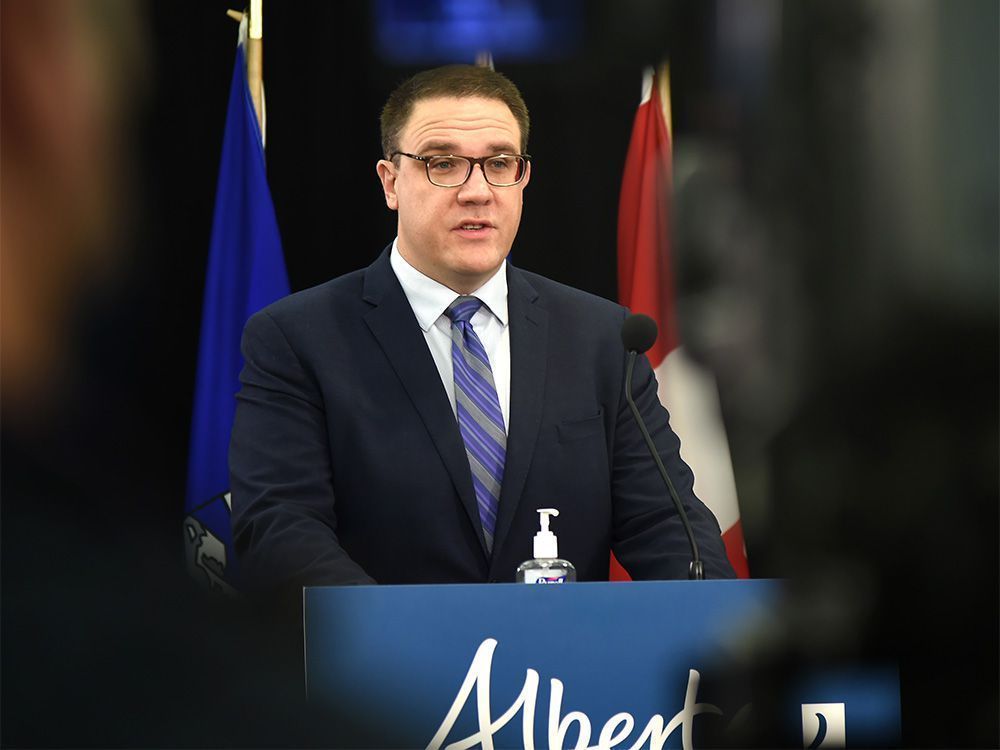 One day later, Alberta restores funding for low-income transit in Edmonton and Calgary 

Read More: edmontonjournal.com/news/politics/… #abpoli #yeg