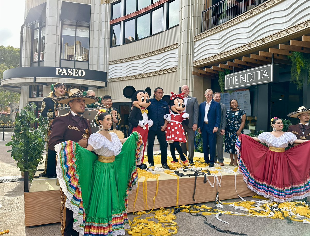 Paseo, Centrico, and Tiendita are officially open in the Downtown Disney District at Disneyland! 🎉 <a href="/Disneyland/">Disneyland Resort</a> @TravelAgeWest #Disneyland  #DowntownDisney #PaseoAnaheim