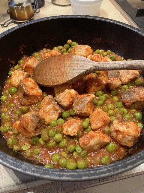 Dinner tonight : Palombo con piselli alla romana. Or, if you prefer, huss/dogfish with peas and tomato sauce. Lovely!