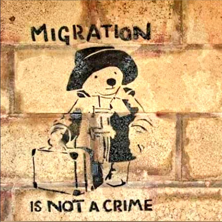 I found this stencil on a wall in Devon & took a photo 📸 of it 10 years ago. IDK who the artist was but it's as relevant today & tomorrow as it was back then
#MigrationIsNotACrime