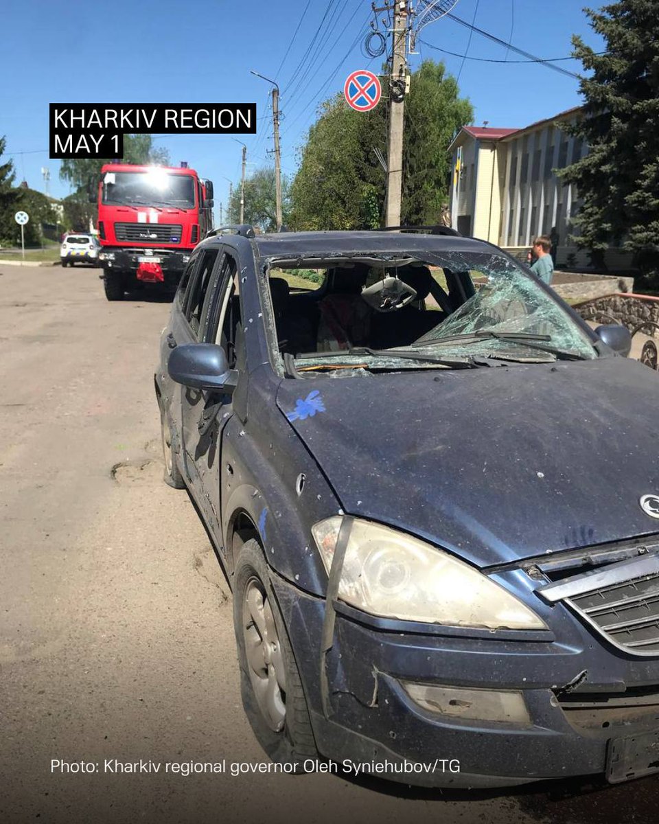 Russische aanval op #Kharkiv. Wie een militair doel ziet mag het zeggen. 2 burgers zijn omgekomen. Ook vielen er 6 gewonden waaronder een jongen van 11 jaar.

#RussialsATerroristState