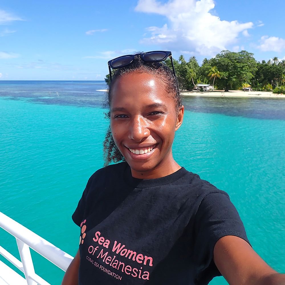 Congratulations to the second #WhitleyAward winner of the night: NAOMI LONGA! @seawomenofmelanesia 🇵🇬 Papua New Guinea 🪸 Coral reefs 🏆#WhitleyAward donated by The William Brake Foundation Find out more about her project here: ow.ly/E2pi50Ri061 #SharedFuture