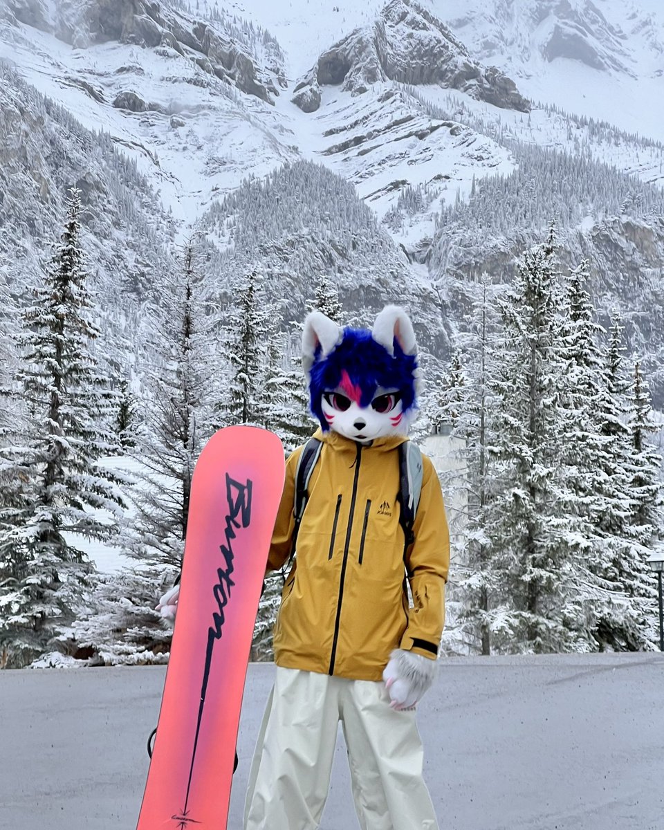 Winter Extension!
#FursuitFriday #FursuitEveryday