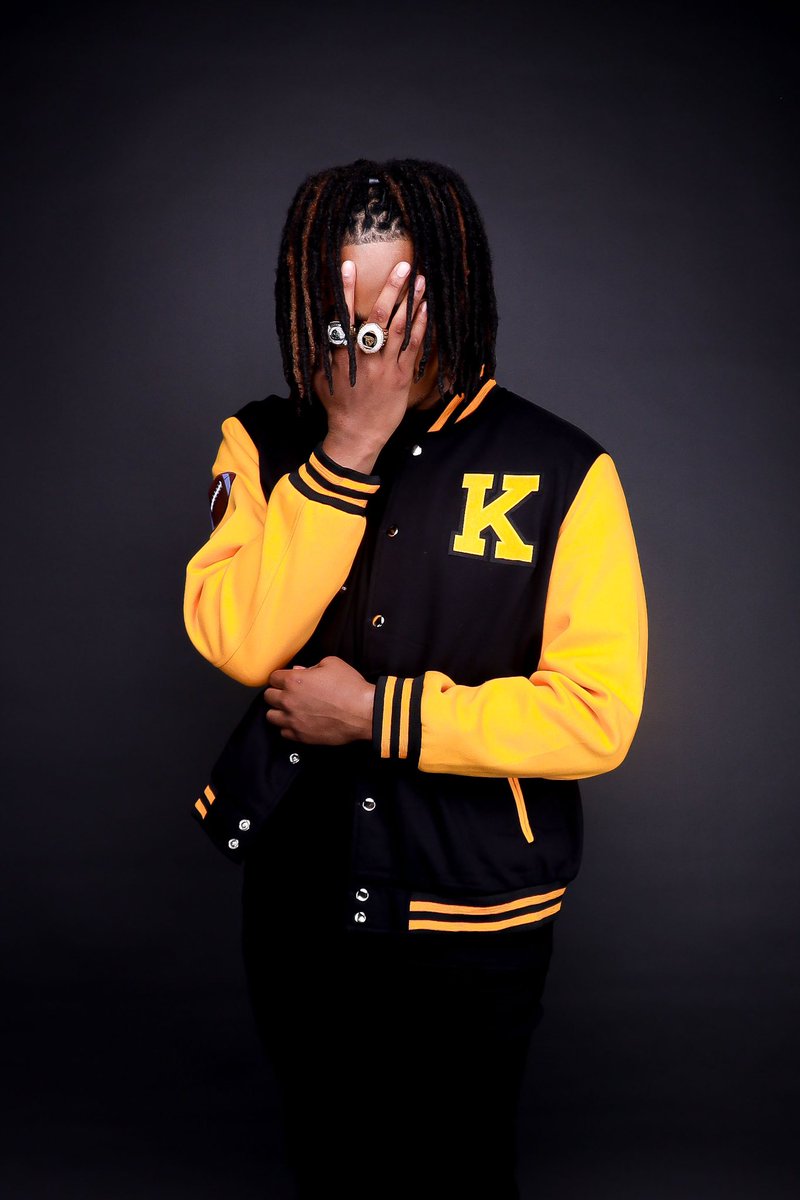 Senior Year 24’ 💙❤️