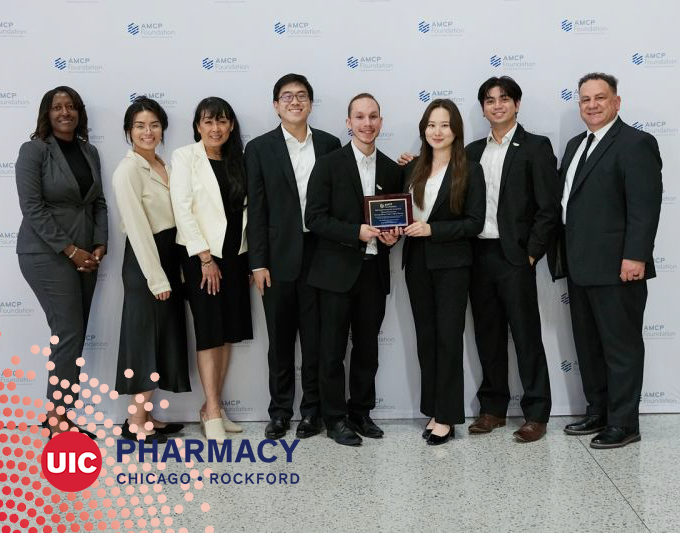 Congratulations to our stellar P&T team for placing third in the National P&T Competition at @AMCPorg Annual. Great work! You make us #UICProud.