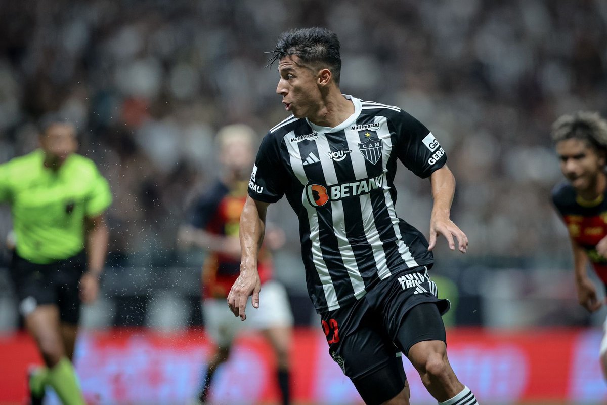 SILENCIOSO, MAS IMPORTANTE! Alan Franco contra o Sport: ⏰ 85’ em campo ✅ 92% de precisão no passe 🔑 1 passe decisivo ⚔️ 6 de (7) duelos vencidos pelo chão ❌ 2 cortes 🚫 6 desarmes 📊 @SofascoreBR #AtléticoJPB