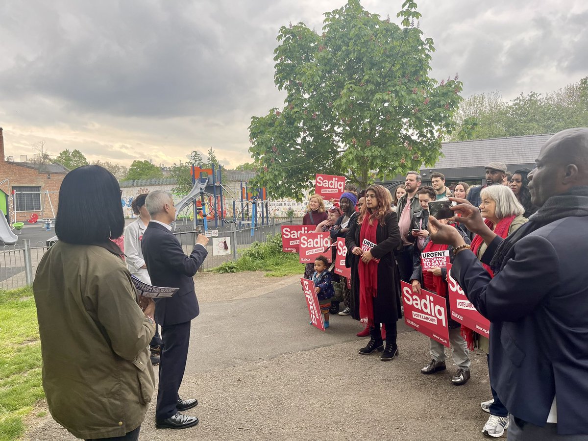 Great turnout to support @SadiqKhan in Brixton Acre Lane this afternoon. Vote Labour tomorrow to: 📣Keep Universal Free School meals 📣Freeze TfL fares 📣Invest in youth services Remember to take your photo ID to the polling station