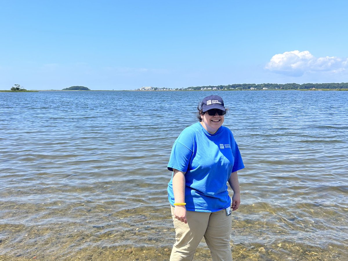 'The University has provided me with many interdisciplinary opportunities that have allowed me to expand my horizons to the vast possibilities in the field of marine science,' said Jennifer Vela '24, who will soon accept her bachelor's degree in #MarineBiology. #ClassOf2024