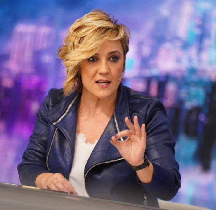 SisuMisu3's tweet photo. Vamos hacer que la llegue.
@cristina_pardo
Consideras a Cristina Pardo  periodista?

🔃 SÍ
♥️ NO
#Sisu https://t.co/o34l8Mmo9v