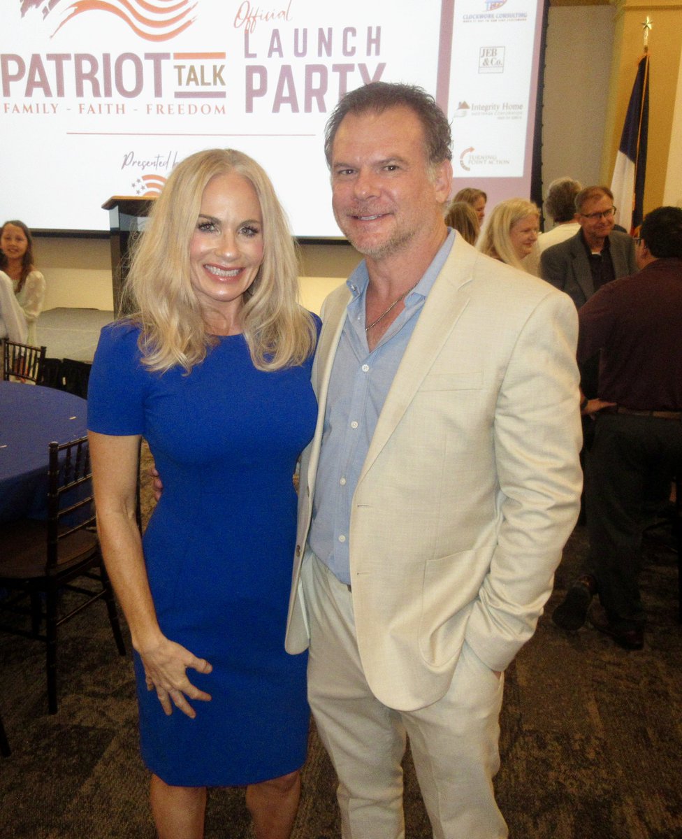 Absolutely INCREDIBLE #LaunchParty for #PatriotTalk920 last night at #HoustonChristianUniversity with so many wonderful supporters and sponsors. #ToddStarnes came in as our keynote speaker and was AWESOME! 

THANK YOU to #PatriotMobile for putting your faith in us and…