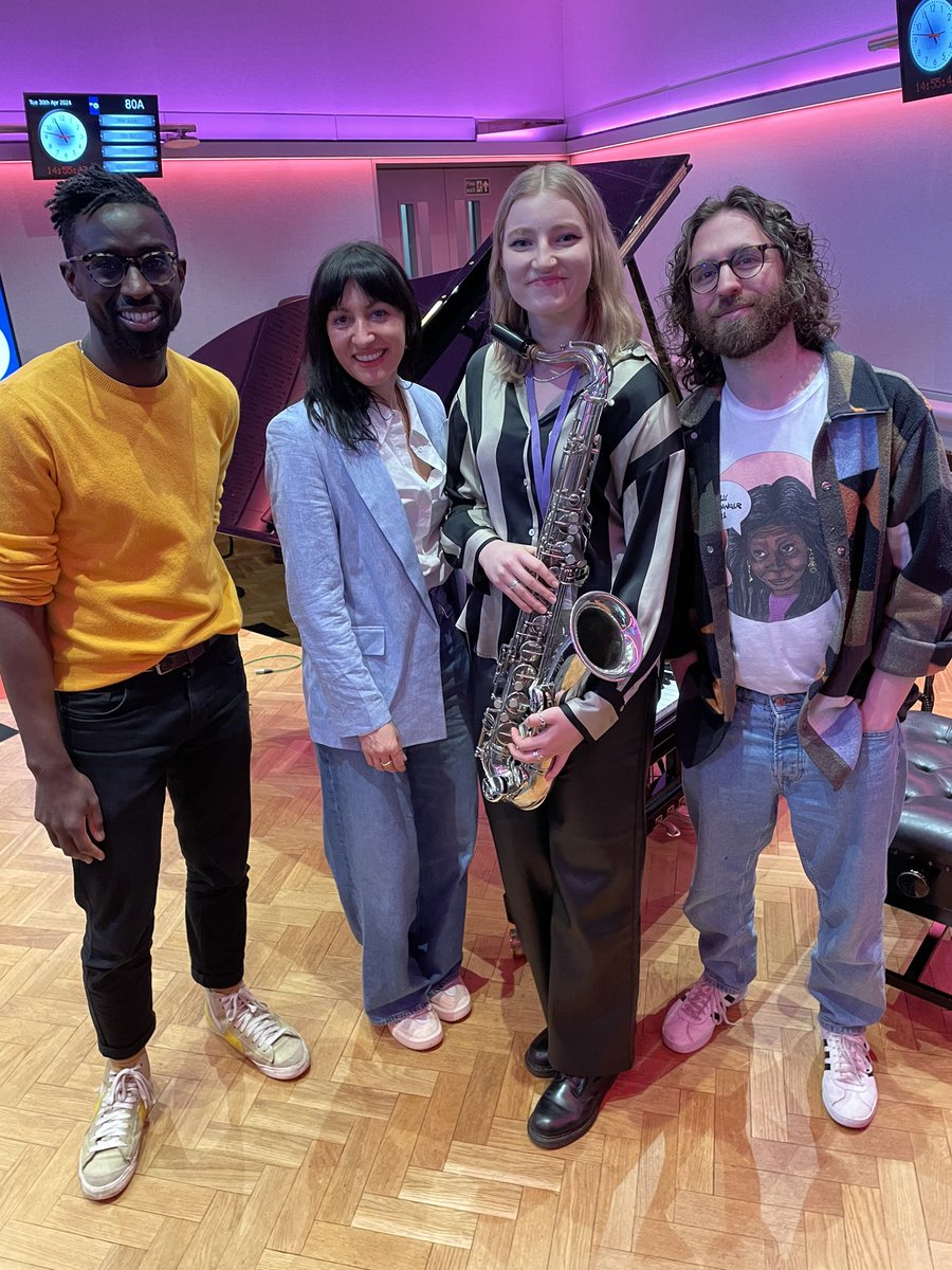 Lovely to be back with the #addtoplaylist team yesterday! A super eclectic pile of tunes to get through! @BBCRadio4 @jeffreykboakye @AnnaPhoebe @ESzczerbo @leadbelly61