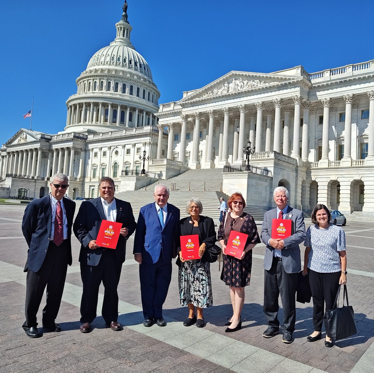 It's a beautiful day in the US Capitol. Great to be with dedicated @Rotary leaders to recognize and further encourage US Congressional leadership in the fight to #EndPolio. @EndPolioNow