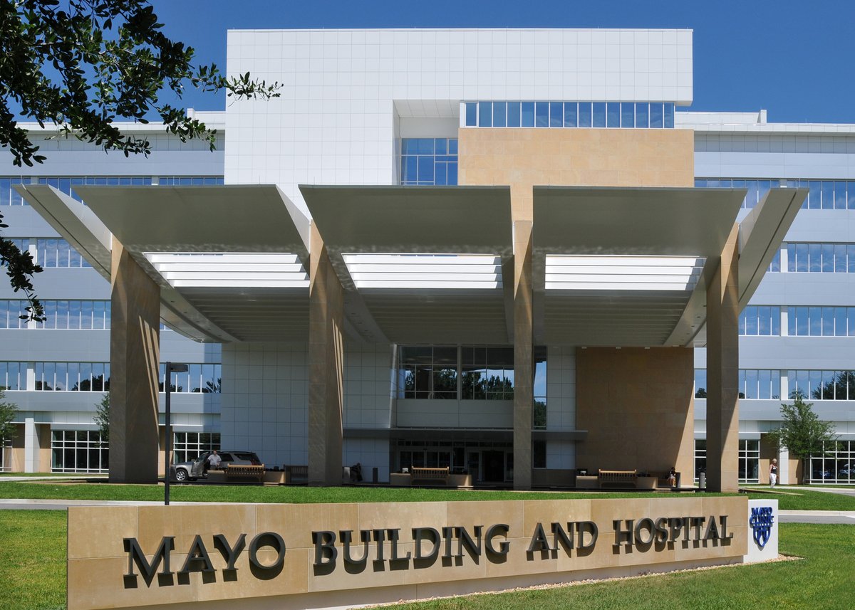 We are thrilled to announce that we have renewed our 30-year collaboration with @MayoClinic! Read more about what this means for pediatric care in North Florida: bit.ly/4bgUz7N #NemoursChildrens #MayoClinic #Partnership #AcademicExcellence #ClinicalExcellence