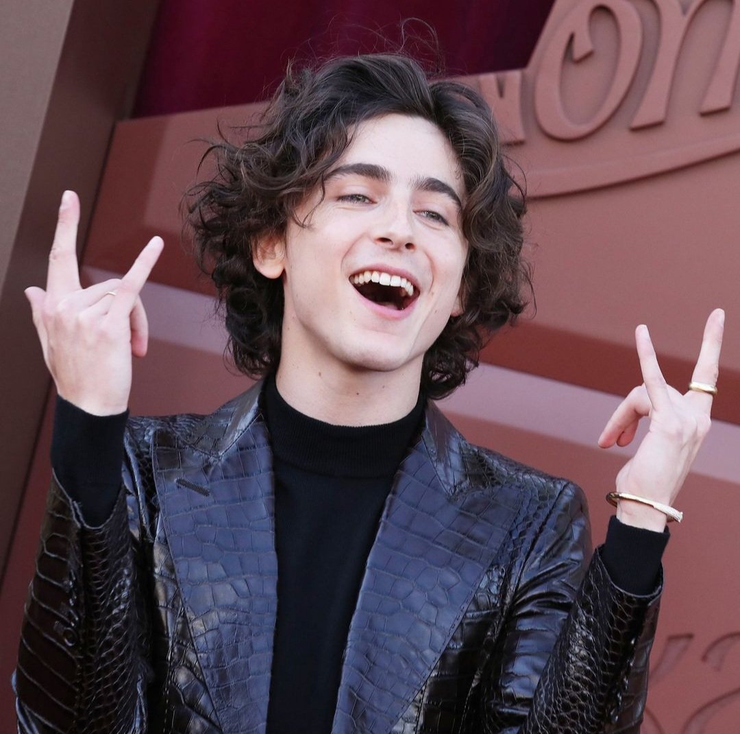 Welcome to May! 🥳 April wasn't a good month for me. I had a health scare, and I'm taking new medication. My favorite aunt had brain surgery and is now in hospice, and it's been very hectic at work, which has stressed me out. Here at Club Chalamet, my follow count has