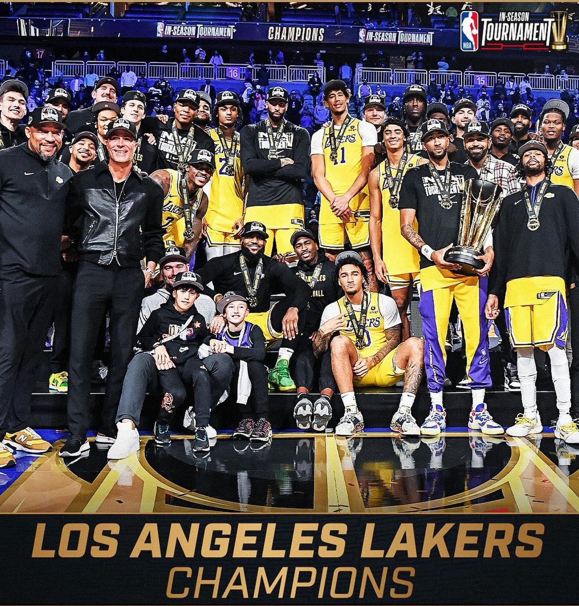 No importa que se eliminaron, los Lakers son los campeones del NBA In Season Tournament. 🏆 😏