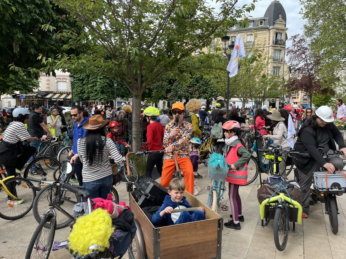 Colombes à vélo MDB tweet media
