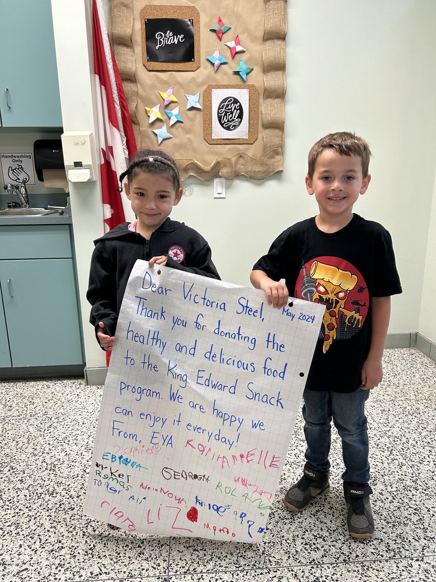 EYA ⁦<a href="/KingEdwardLions/">King Edward</a>⁩ sends a big “Thank you” to Victoria Steel for donating food for our snack program 🍎🧀🍌